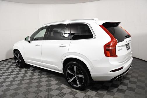 2019 Volvo XC90 T6 R-Design