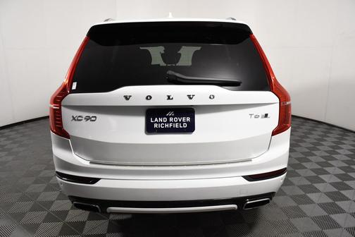 2019 Volvo XC90 T6 R-Design