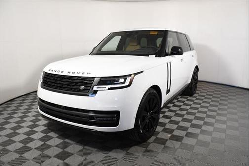 2025 Land Rover Range Rover P550e SE