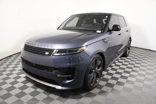 2025 Land Rover Range Rover Sport SE