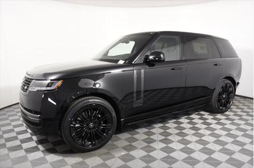 2025 Land Rover Range Rover P530 SE 7 Seat