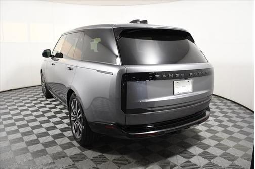 2025 Land Rover Range Rover P530 Autobiography