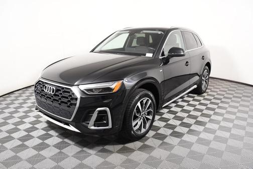 2022 Audi Q5 45 S line Premium Plus