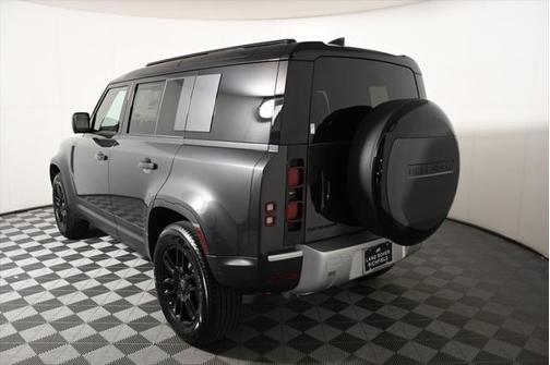 2025 Land Rover Defender 110 P300