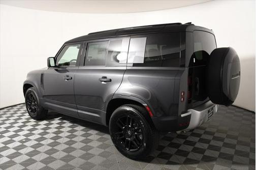 2025 Land Rover Defender 110 P300