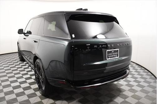 2025 Land Rover Range Rover P400 SE 7 Seat