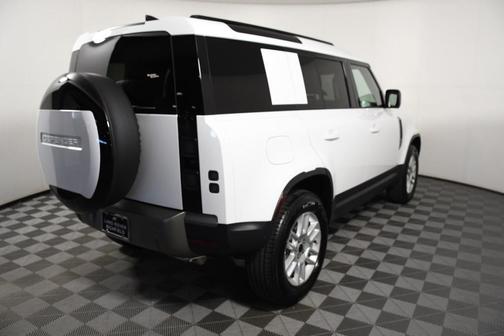 2026 Land Rover Defender 