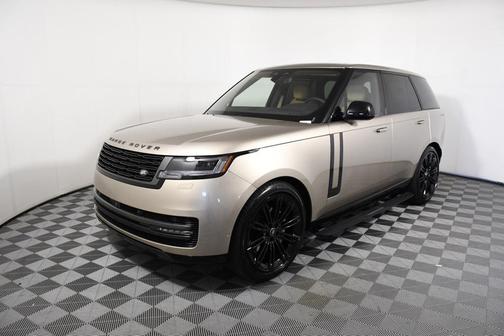 2025 Land Rover Range Rover P400 SE