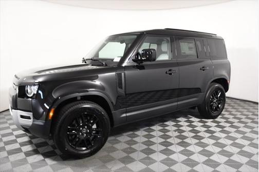 2025 Land Rover Defender 110 P300