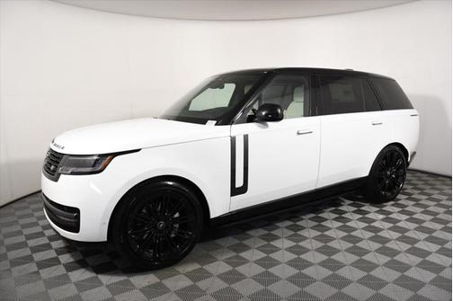 2025 Land Rover Range Rover P400 SE 7 Seat
