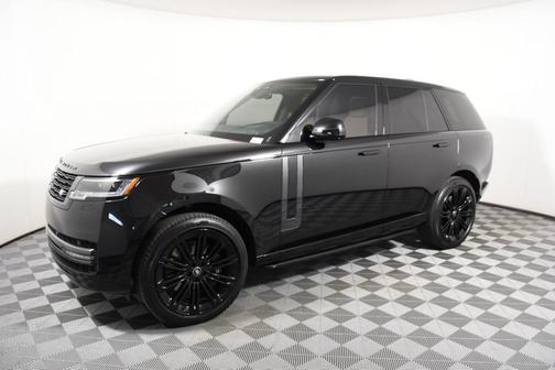 2025 Land Rover Range Rover P530 SE