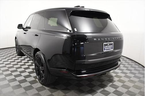 2025 Land Rover Range Rover P530 SE