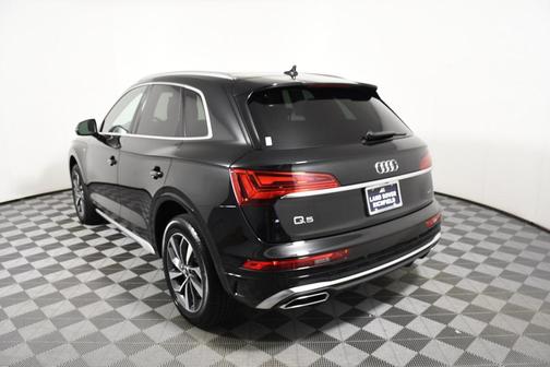 2024 Audi Q5 45 S line Premium Plus