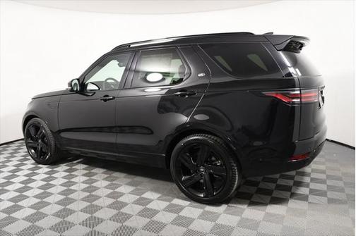 2024 Land Rover Discovery P360 Dynamic SE