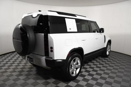 2024 Land Rover Defender 110 P300