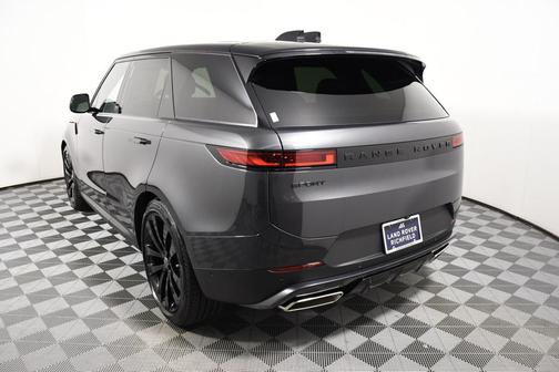 2025 Land Rover Range Rover Sport SE