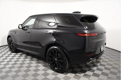 2025 Land Rover Range Rover Sport SE