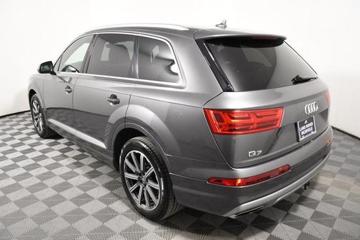 2019 Audi Q7 45 Premium Plus