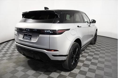 2026 Land Rover Range Rover Evoque Dynamic SE
