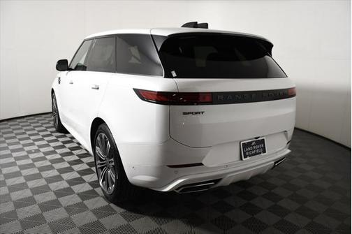 2025 Land Rover Range Rover Sport SE