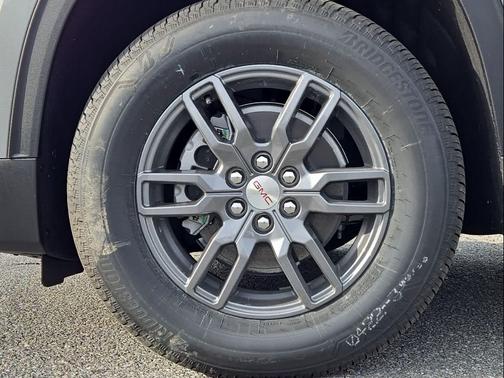 2026 GMC Acadia Elevation FWD