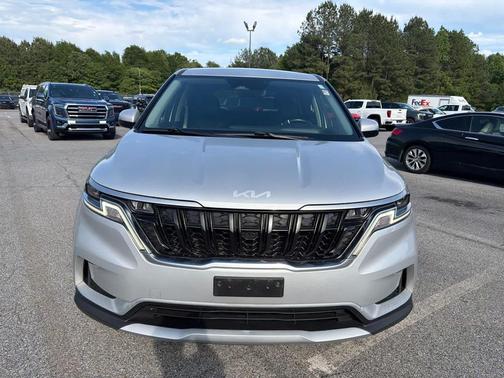 Silky Silver 2022 Kia Carnival LXS