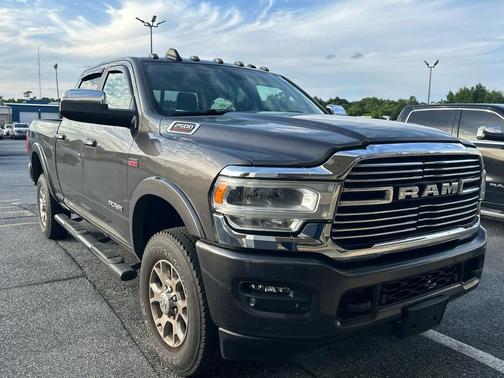 Granite Crystal Metallic Clearcoat 2022 RAM 2500 Laramie Crew Cab 4x4 6'4' Box