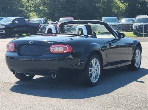 2010 Mazda MX-5 Miata Sport