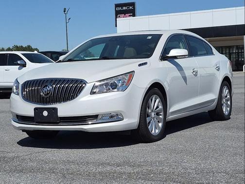 White Frost Tricoat 2016 Buick LaCrosse Leather