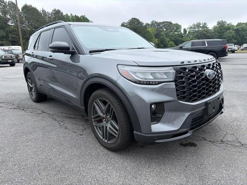Carbonized Gray Metallic 2025 Ford Explorer ST