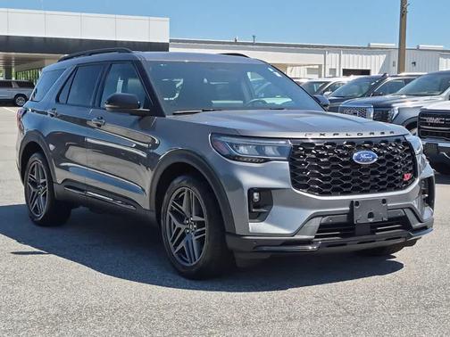 Carbonized Gray Metallic 2025 Ford Explorer ST