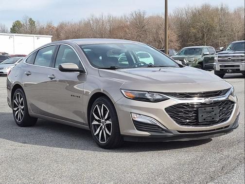 2022 Chevrolet Malibu FWD RS