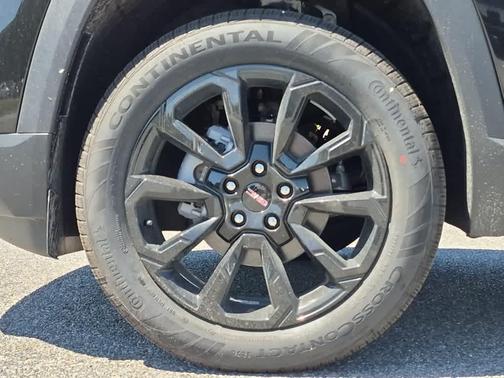 Ebony Twilight Metallic 2026 GMC Terrain FWD Elevation