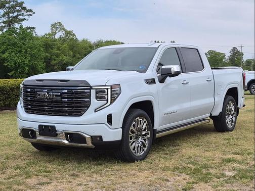 Glacier White Tricoat 2026 GMC Sierra 1500 Denali Ultimate