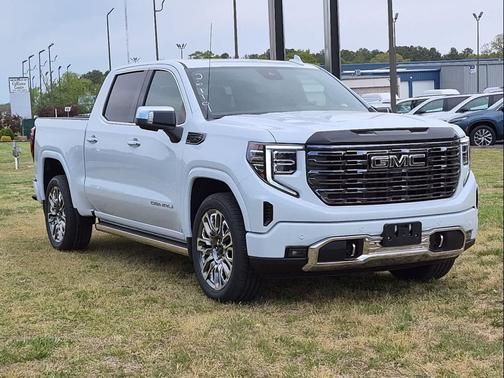 Glacier White Tricoat 2026 GMC Sierra 1500 Denali Ultimate