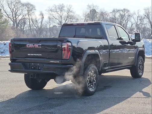 2024 GMC Sierra 2500 AT4X