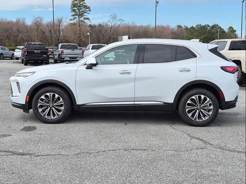Iridescent White Tricoat 2026 Buick Envision Preferred AWD