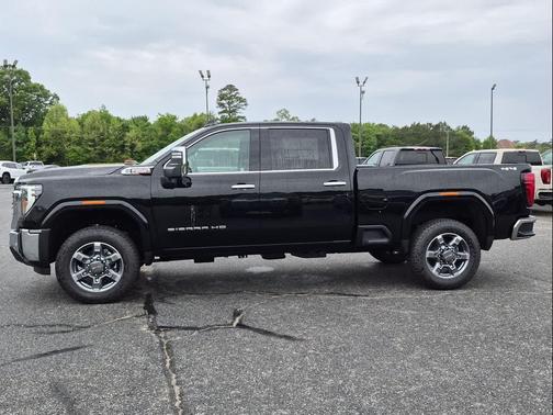 Onyx Black 2026 GMC Sierra 2500 SLT