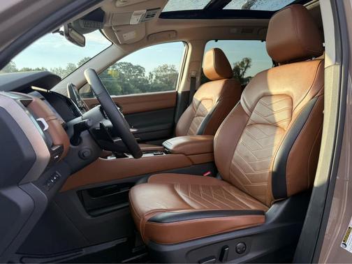 2024 Nissan Pathfinder Platinum 4WD