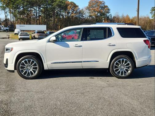 2023 GMC Acadia Denali