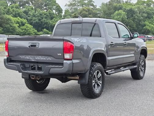 Black 2016 Toyota Tacoma SR
