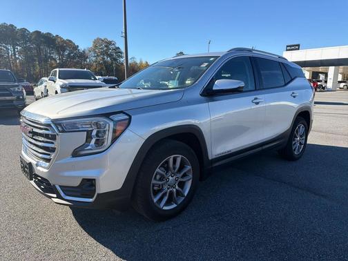 2022 GMC Terrain SLT
