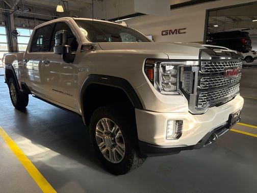 2020 GMC Sierra 2500 Denali