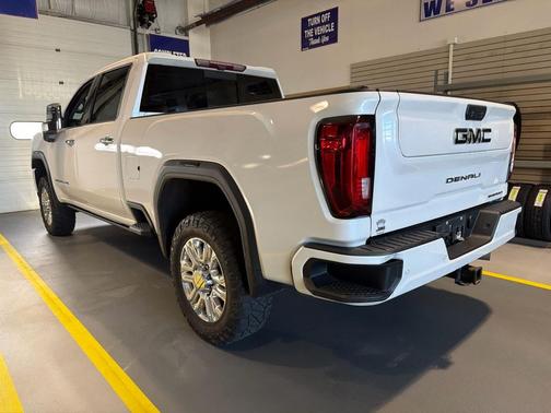 2020 GMC Sierra 2500 Denali