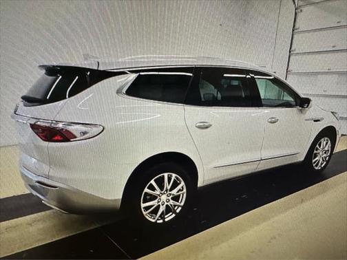 2022 Buick Enclave AWD Premium
