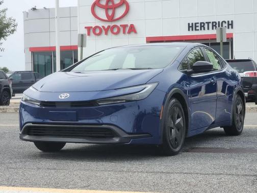 2023 Toyota Prius LE