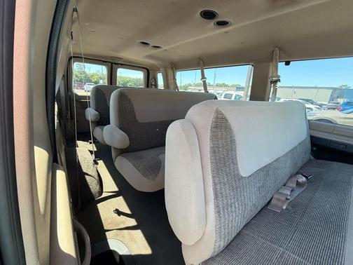 Harvest Gold Clearcoat M 1999 Ford E350 Super Duty XL Wagon