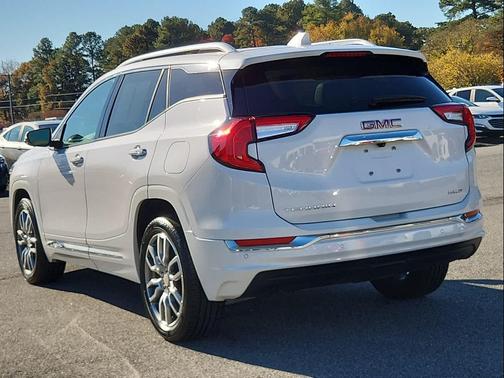 2024 GMC Terrain Denali