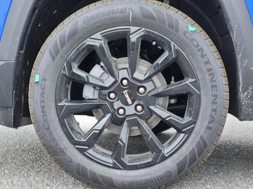 Rapids Metallic 2026 GMC Terrain FWD Elevation