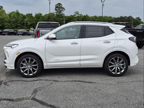 White Frost Tricoat 2026 Buick Encore GX Avenir